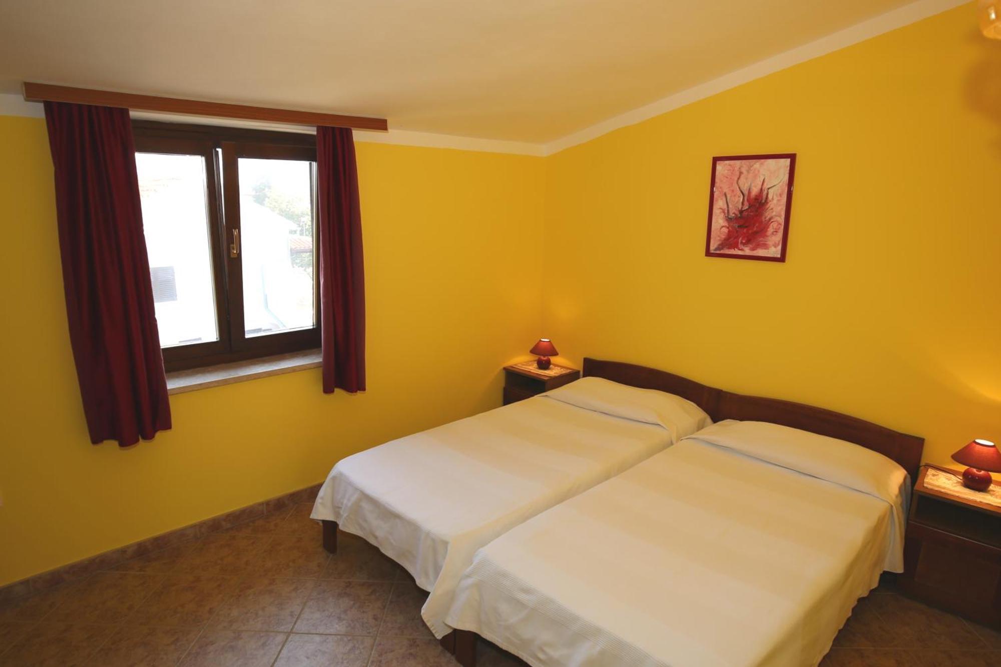 Apartments Coki Funtana Luaran gambar
